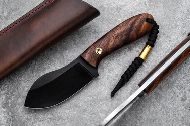 HUNTING KNIFE BLACK PEARL 3 TD WITH A BROWN LEATHER SHEATH ML