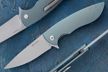 FOLDING KNIFE FOLDER STING #0799 MAGNACUT HERMAN KNIVES