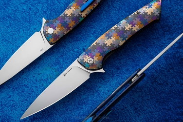 FOLDING KNIFE FOLDER SLIM #0480 M390 PUZZLE HERMAN KNIVES