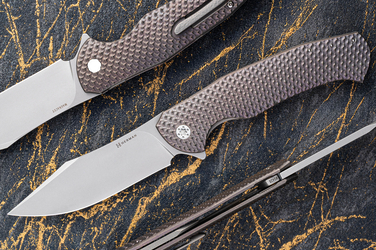 FOLDING KNIFE FOLDER MANTIS #0428 MAGNACUT HERMAN KNIVES