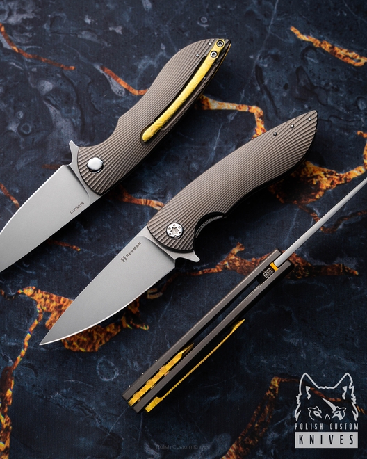 FOLDING KNIFE FOLDER MICRO STING #0329 MAGNACUT HERMAN KNIVES