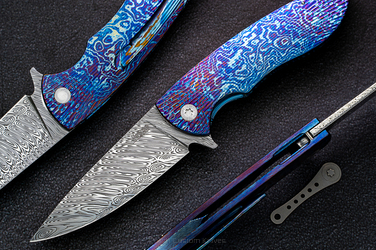 FOLDING KNIFE STING 7 TIMASCUS DAMASTEEL HERMAN