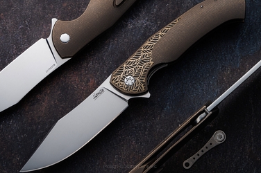 FOLDING FOLDER MANTIS 113 MAGNACUT HERMAN KNIVES