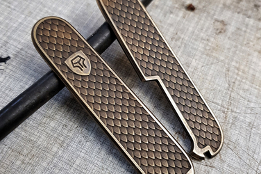 Scales for 91mm Victorinox SAK "Dragon scales" 297