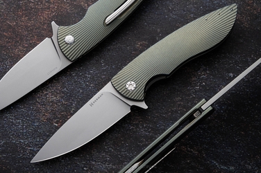 FOLDING KNIFE FOLDER STING #0818 MAGNACUT HERMAN KNIVES