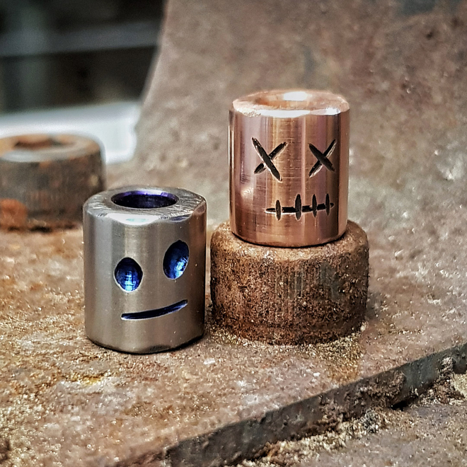 WTF bead - Set of two beads Titanium+Copper 228