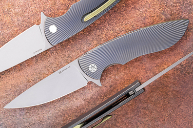 FOLDING KNIFE FOLDER STING #0889 MAGNACUT HERMAN KNIVES