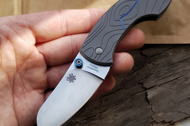 Customized Spyderco Pingo "Topo" 280