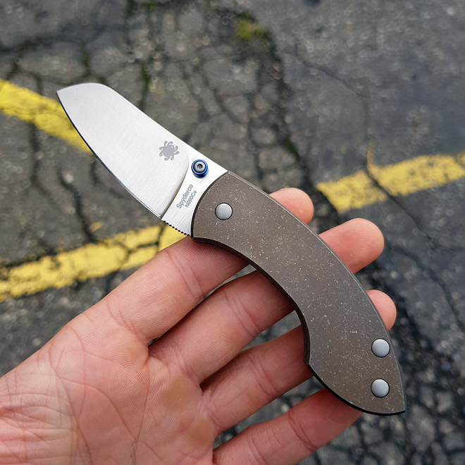 Customized Spyderco Pingo Badlands Finish with thumbstud