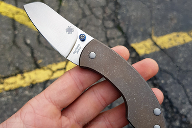 Customized Spyderco Pingo Badlands Finish with thumbstud