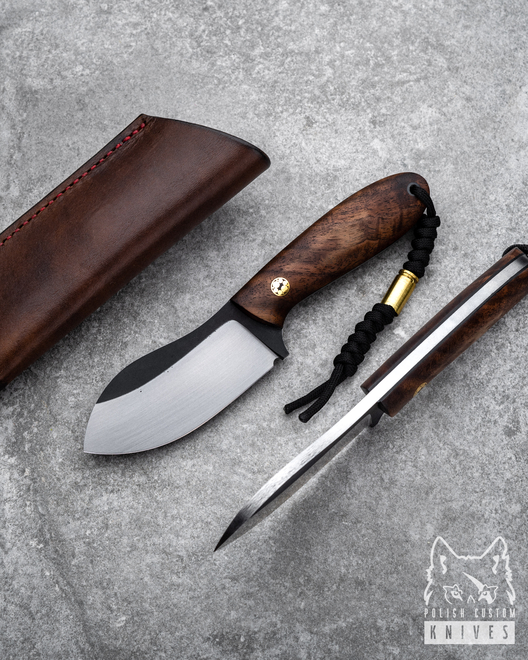 HUNTING KNIFE BLACK PEARL 1 TD WITH A BROWN LEATHER SHEATH ML