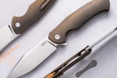 FOLDING KNIFE FOLDER MANTIS 1 M390 HERMAN 