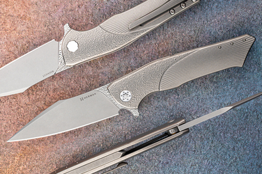 FOLDING KNIFE FOLDER BEE #0273 MAGNACUT HERMAN KNIVES
