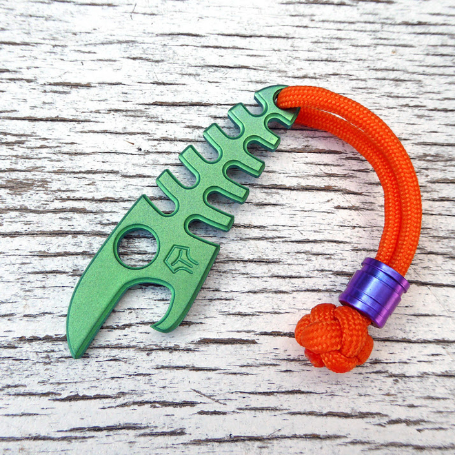 Tactical Fish Titanium  green anodized with titanium bead