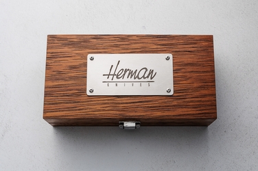 DEDICATED BOX FOR HERMAN ISHTAR KNIFE 1 HERMAN KNIVES