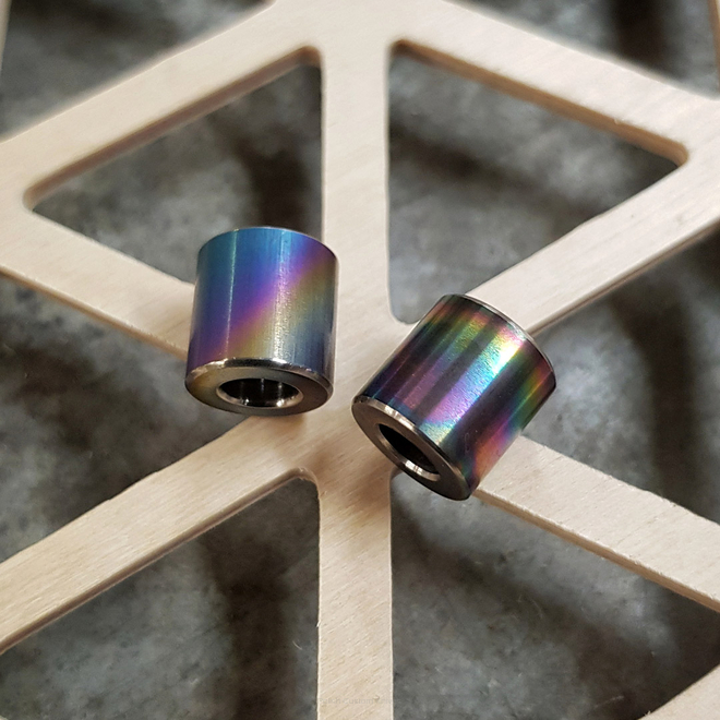 Rainbow - Set of two beads, anodized Titanium 225