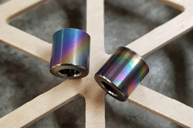 Rainbow - Set of two beads, anodized Titanium 225