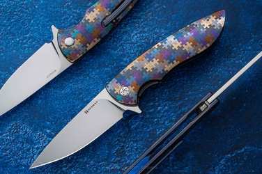 FOLDING KNIFE FOLDER STING #0735 MAGNACUT PUZZLE HERMAN KNIVES