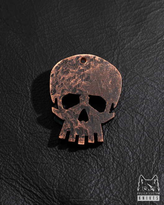 Pendant „Skull” made of copper 1