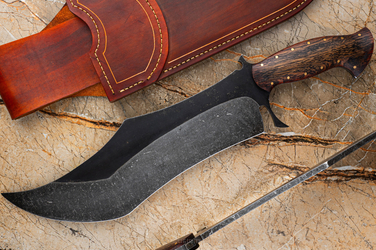 LARGE EXCLUSIVE TACTICAL KNIFE MORTA 10 50HF OAK JANAS DAMASCUS