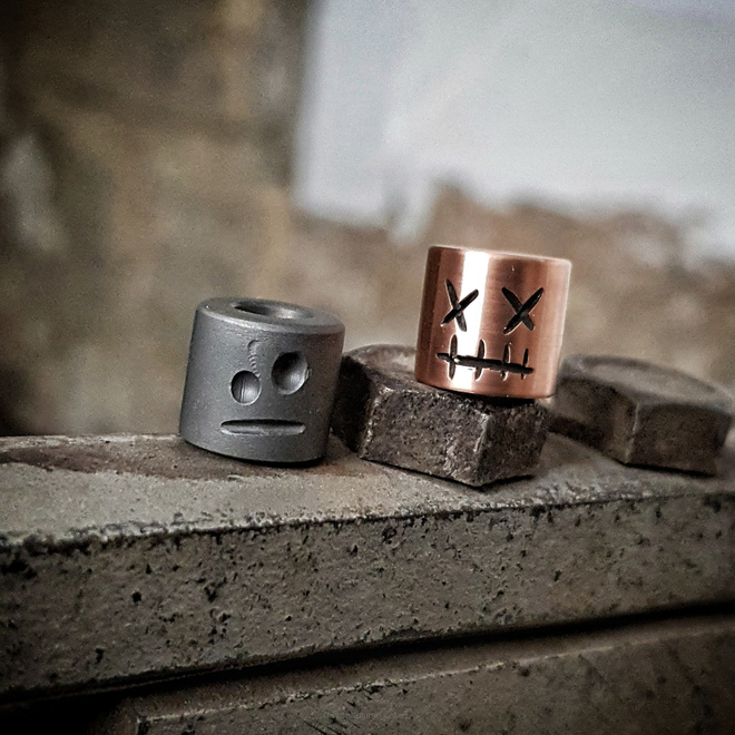 #WTFbead - Set of two beads Titanium+Copper 251