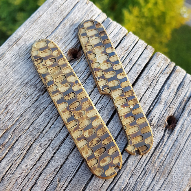 Victorinox discount brass scales