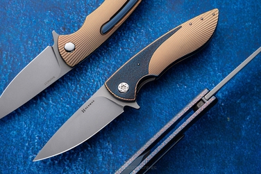 FOLDING KNIFE FOLDER MICRO STING #0348 MAGNACUT HERMAN KNIVES