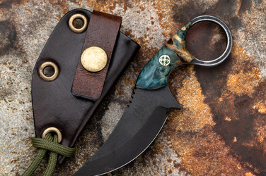 NECK KNIFE SUŁTAN+ STABILIZED WOOD GREEN PIN