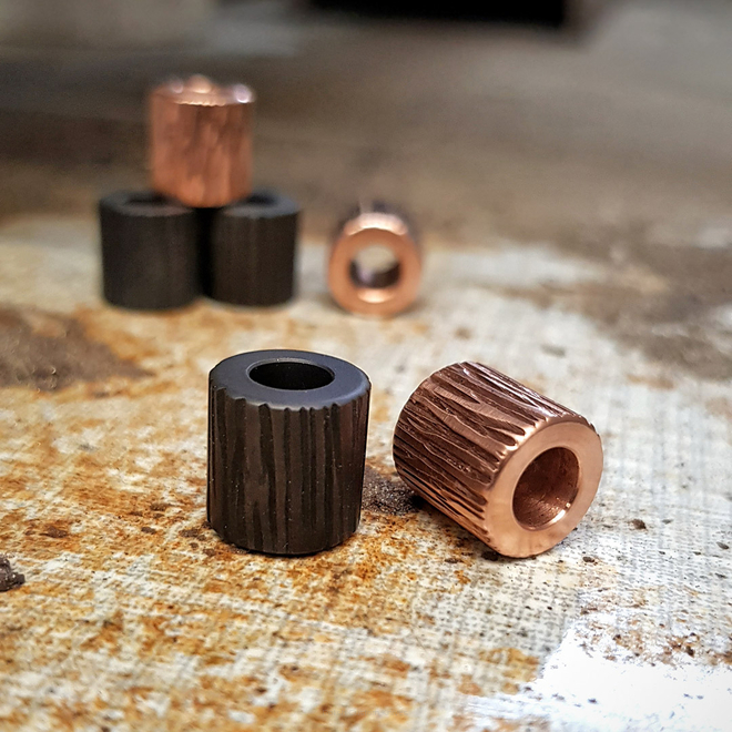 Stump - Set of two beads Titanium + Copper 224