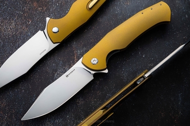FOLDING KNIFE FOLDER MANTIS #0337 MAGNACUT HERMAN KNIVES