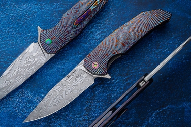 FOLDING KNIFE FOLDER DRAGONFLY #0368 DAMASTEEL BLACK TIMASCUS FULL DRESS HERMAN KNIVES