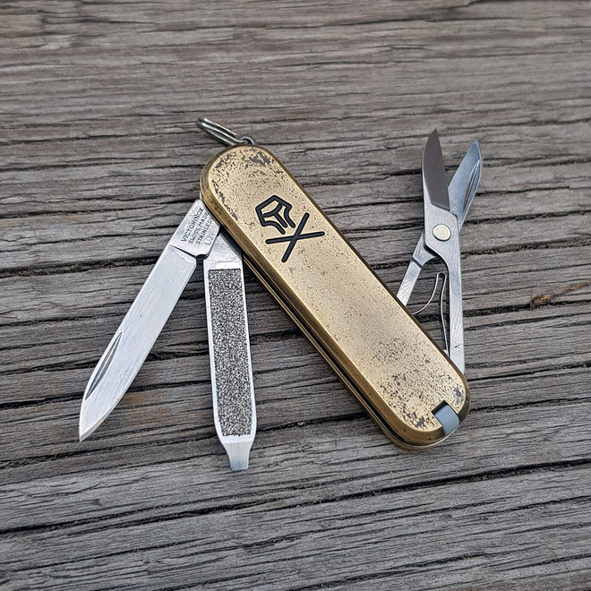 Victorinox Classic 58mm with mounted brass scales 