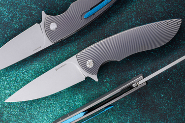 FOLDING KNIFE FOLDER STING #0883 MAGNACUT HERMAN KNIVES