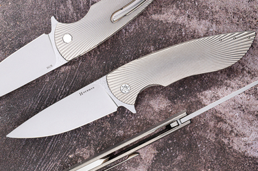 FOLDING KNIFE FOLDER BIG STING #0053 M398 HERMAN KNIVES