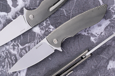 FOLDING KNIFE FOLDER STING #0748 MAGNACUT HERMAN KNIVES