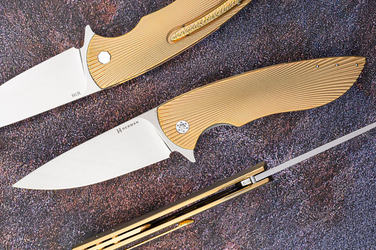 FOLDING KNIFE FOLDER BIG STING #0019 M398 HERMAN KNIVES