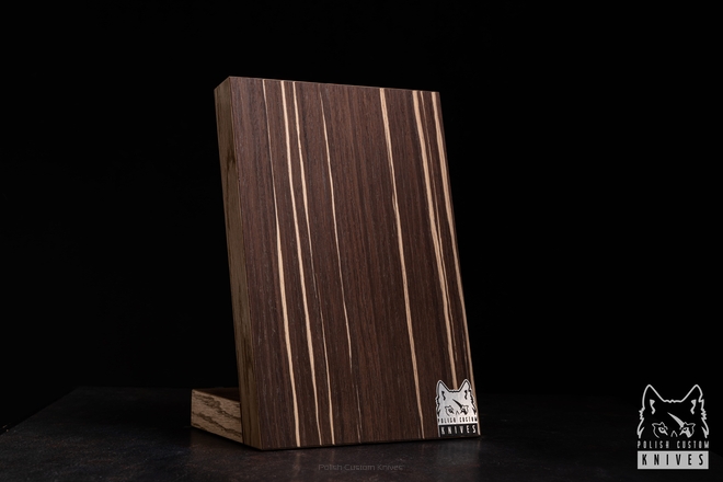 SMALL WOODEN MAGNETIC STAND FOR KNIVES 12