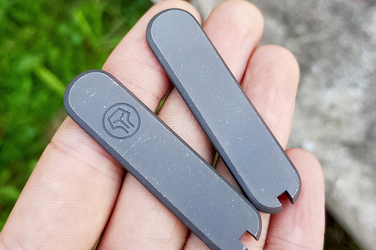 Scales for 58mm Victorinox SAK "Logo" 139