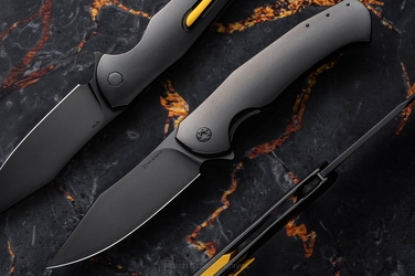 FOLDING KNIFE FOLDER MANTIS #0305 M390 DLC HERMAN KNIVES