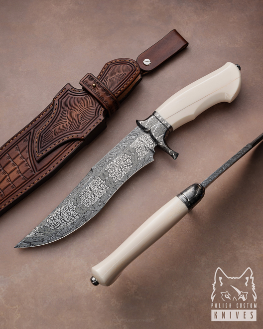 mosaic Damascus knife blade (forged mosaic Damascus steel). Bowie