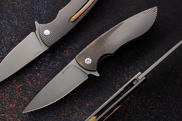 FOLDING KNIFE FOLDER STING #0853 MAGNACUT HERMAN KNIVES